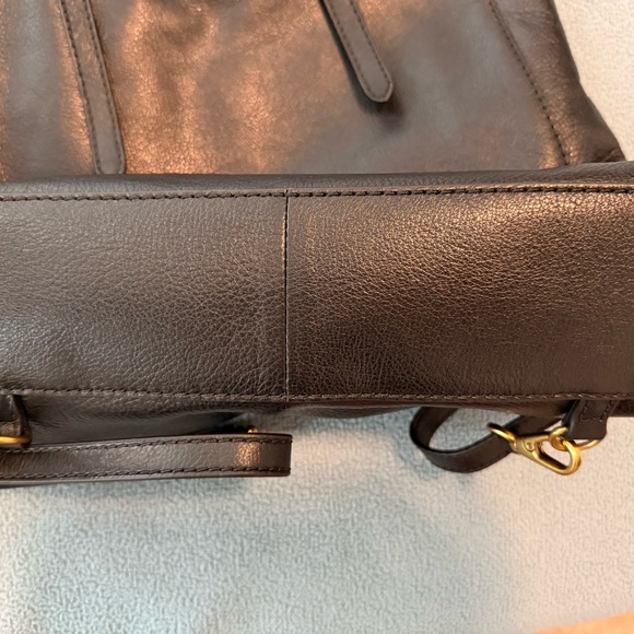 Fossil Black Leather Camilla Convertible Tote - Picture 10 of 10